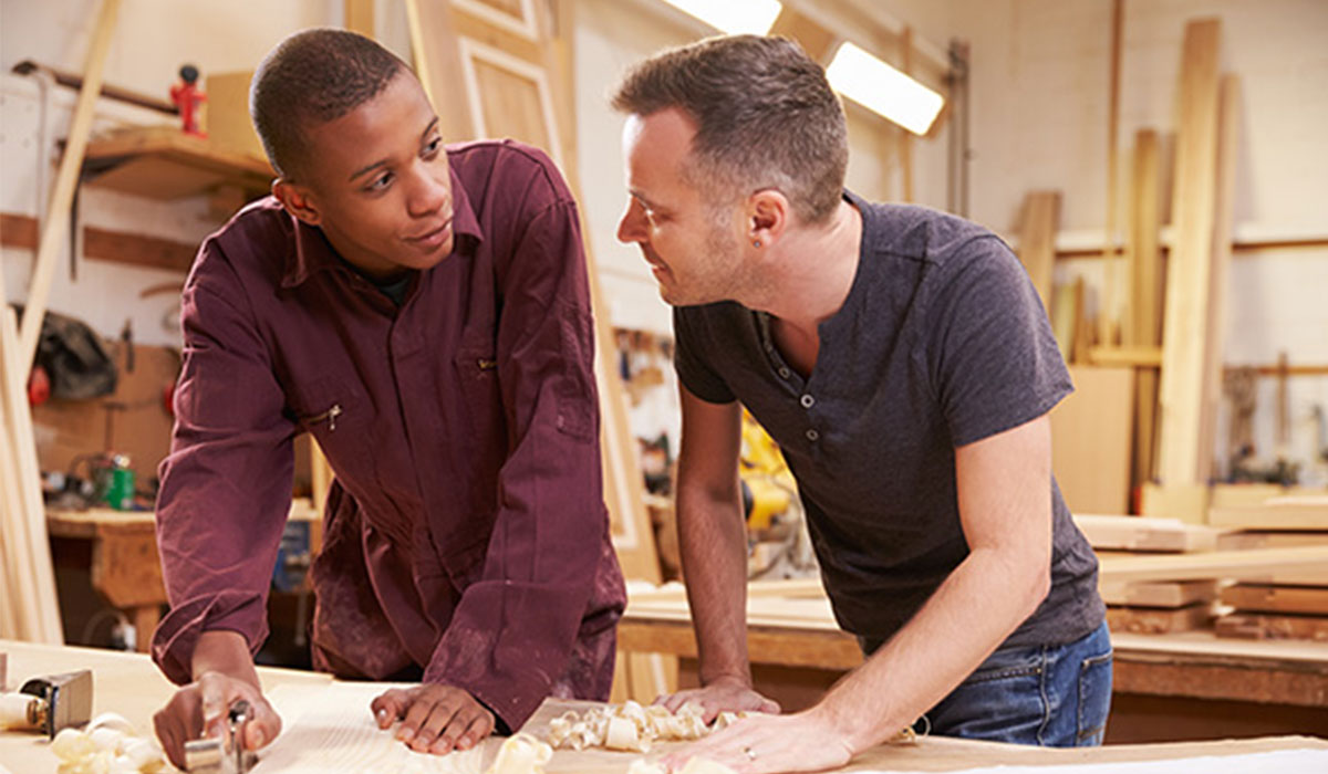 Skarabeaus-karitative-mission-01